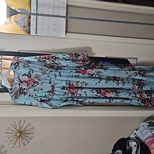 Floral lond dress size large